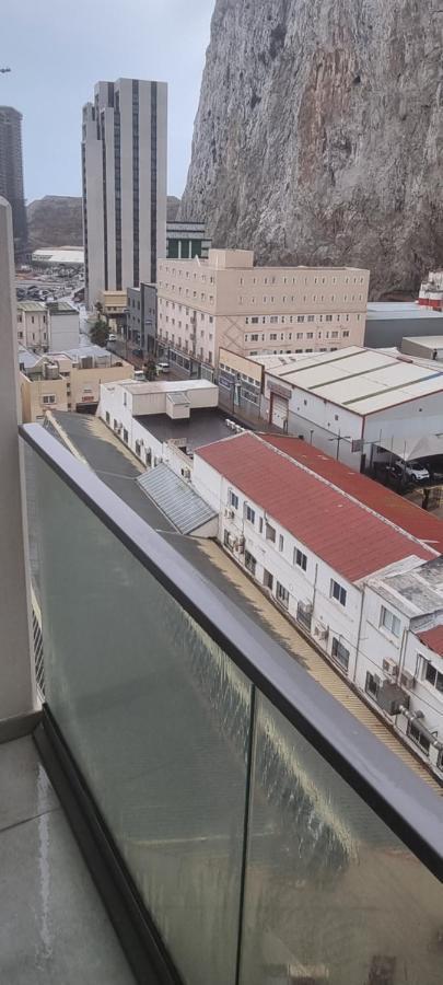 Appartement The Hub Gibraltar Extérieur photo